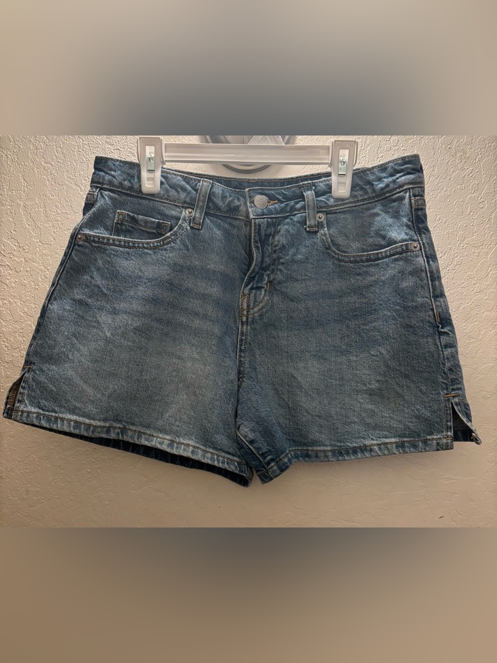 wild fable Denim Blue High-Rise Casual Shorts size 6